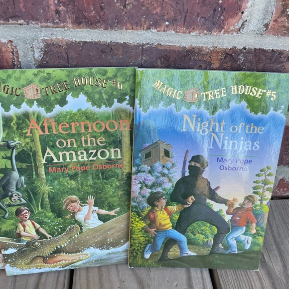 Magic Tree House Paperback Books Set #’s 5-8 - Picture 9 of 9